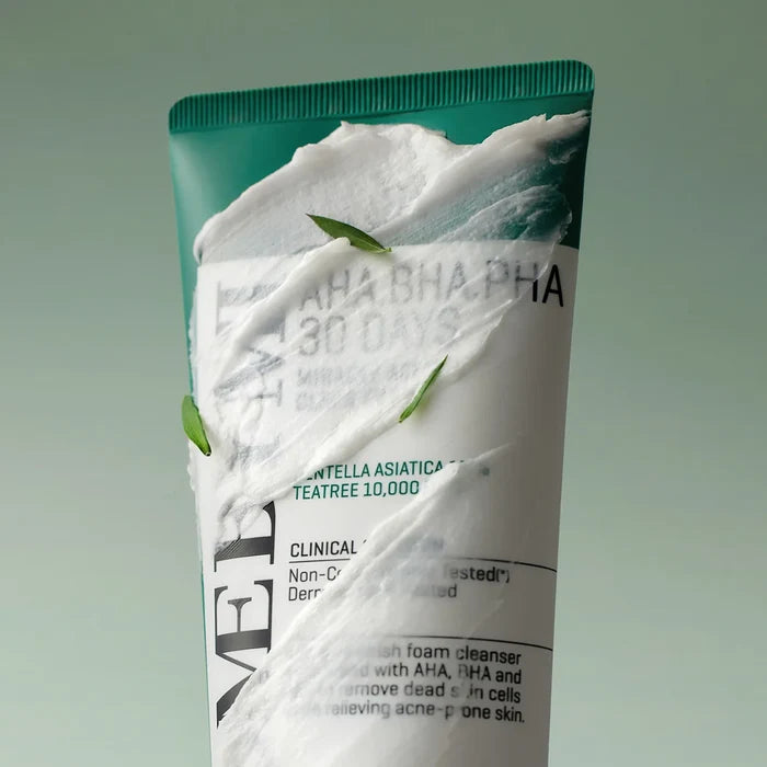 AHA.BHA.PHA 30 Days Miracle Acne Clear Foam