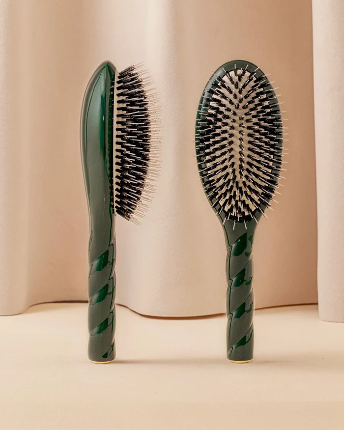 N.02 The Care & Detangling Hair Brush The Essential (Large)