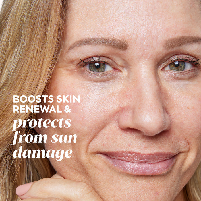 Boosts skin renewal and protects from sun damage