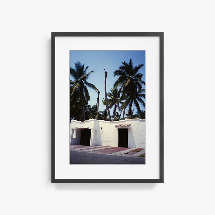 24 x 16 inches | Edition of 20 / Black / Matted