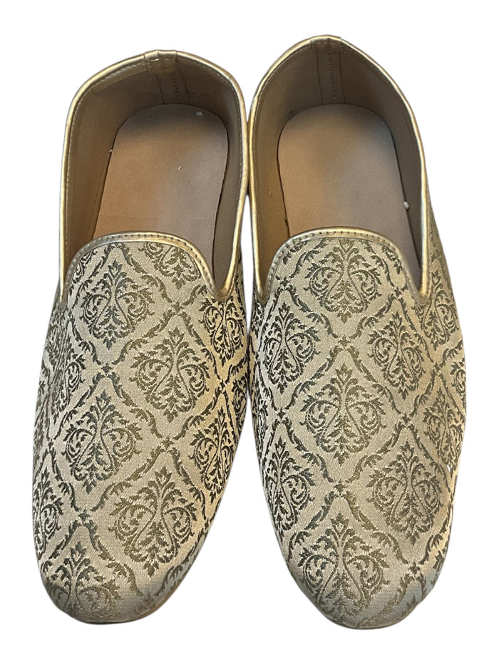 Very Comfortable Dark Gold Brocade Loafer Style Mojri - Indian Mens shoes - Mojari , Khossay -  YD2602