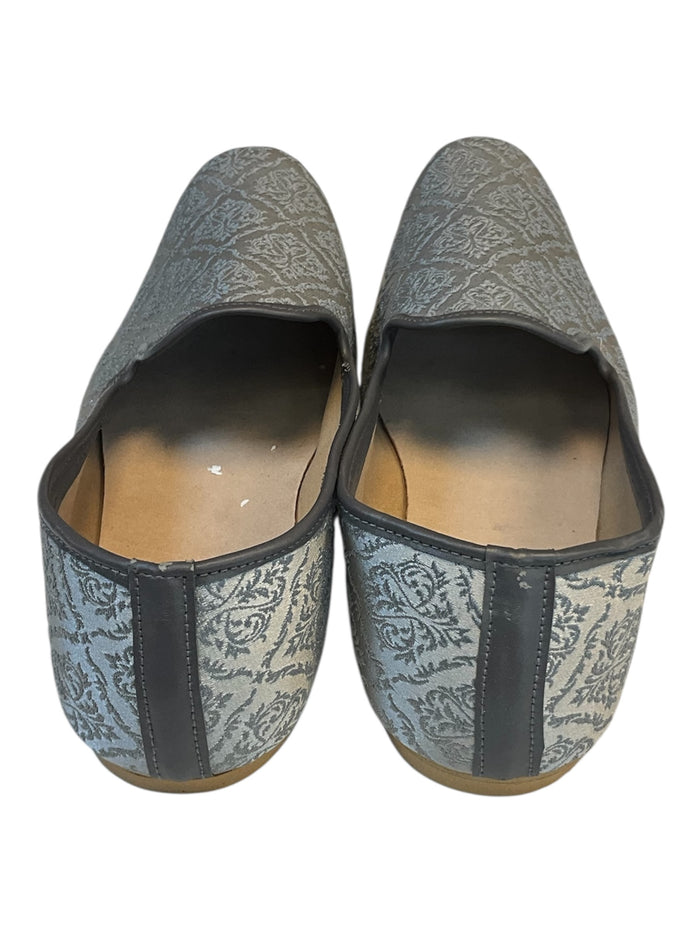 Very Comfortable Silver Grey Brocade Loafer Style Mojri - Indian Mens shoes - Mojari , Khossay -  YD2602